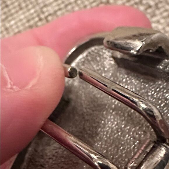 Buckle/Vintage belt buckle/silver tone metal